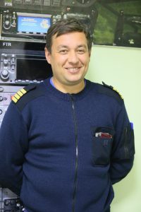 Командир воздушного судна Денис Гусев