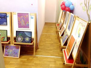Международную выставку детского рисунка открыли в Творческих мастерских