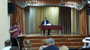 Глава районной управы Дмитрий Башаров 21 ноября провел традиционную встречу с жителями района. Фото предоставлено управой района