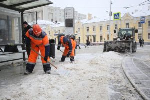 Работы по уборке снега провели на территории района. Фото: Антон Гердо, «Вечерняя Москва»