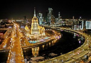 Подсветку Рижского вокзала отключат в «Час Земли». Фото: Антон Гердо, «Вечерняя Москва»