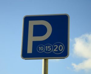 Новые парковочные места для местных жителей открыли в районе. Фото: Анна Быкова