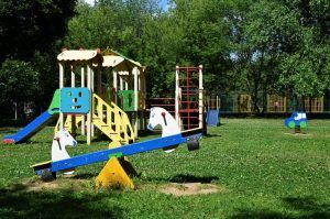 Детские площадки отремонтируют в районе. Фото: Анна Быкова