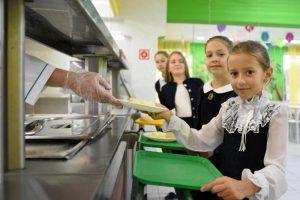 ВЦИОМ: Качество школьного питания удовлетворяет большинство москвичей. Фото: Пелагия Замятина, «Вечерняя Москва»