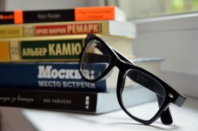 Фонд библиотеки для слепых пополнился новыми книгами. Фото: Анна Быкова