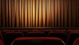 Участники акции «Миллион призов» смогут бесплатно посетить театральные постановки. Фото: pixabay.com