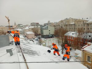 Представители управы района рассказали о ходе работ по уборке снега. Фото: Telegram-канал Дмитрия Башарова