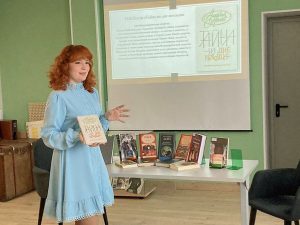 Литературный клуб открылся в библиотеке Грибоедова. Фото: страница Лидии Касаткиной в социальных сетях