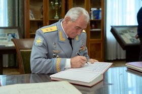 Герой Российской Федерации провел беседу в ЦДРА. Фото: сайт ЦДРА