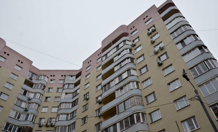 Сотрудники «Жилищника» проверили дома в Мещанском районе. Фото: Анна Быкова, «Вечерняя Москва»