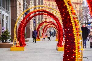 «Город света»: в районе панда познакомит зрителей с традициями китайского Нового года. Фото: Ксения Догонашева, «Вечерняя Москва»