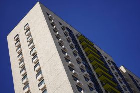Сотрудники «Жилищника» провели антитеррористические рейды в районе. Фото: Анна Быкова, «Вечерняя Москва»