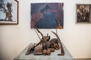 Художественная выставка проходит в ЦДРА. Фото: пресс-служба ЦДРА