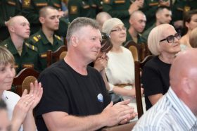 Художественная выставка открылась в ЦДРА. Фото: сайт ЦДРА