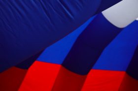 Книжная выставка откроется ко Дню государственного флага РФ в РГБС. Фото: Анна Быкова, «Вечерняя Москва»