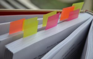 Интерактивную экскурсию «В гостях у спецбиблиотеки для слепых: прикоснись к другому миру» организуют в РГБС. Фото: Анна Быкова, «Вечерняя Москва»