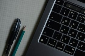 Как получить и оплатить налоговое уведомление через единый портал государственных и муниципальных услуг (ЕПГУ). Фото: Анна Быкова, «Вечерняя Москва»