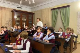 Ученики школы №2054 посетили музеи Москвы. Фото: официальная страница школы №2054 в социальных сетях