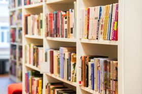 Выставка в память писателя откроется в РГБС. Фото: Ксения Догонашева, «Вечерняя Москва»