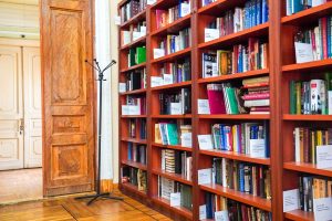 Выставка к 105-летию Оскара Фельцмана открылась в РГБС. Фото: Ксения Догонашева, «Вечерняя Москва»